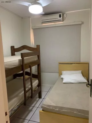 Imagem Apartamento 3 dormitórios para Temporada em Itapema, meia praia, 3 dormitórios, 1 suíte, 2 banheiros, 1 vaga
