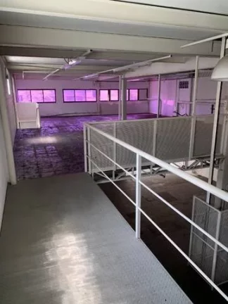 Imagem Galpão pode ser Deposito e Armazém 1000 m² Pé Direito 6 m² 4 Vagas