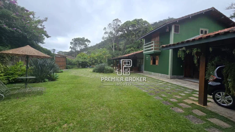 Imagem Casa à venda, 226 m² por R$ 1.250.000,00 - Bom Retiro - Teresópolis/RJ