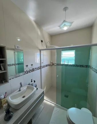 Imagem Casa para Venda em Mairiporã, Terra Preta (Terra Preta), 4 dormitórios, 1 suíte, 3 banheiros, 3 vagas