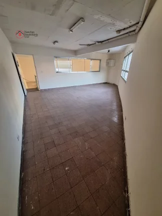 Imagem Galpão para locação na Vila Bela, a 100 metros da Av do Estado. OPORTUNIDADE!