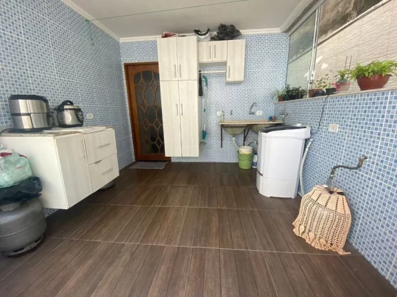 Imagem Sobrado com 3 dormitórios à venda, 174 m² por R$ 580.000,00 - Jardim Nova Poá - Poá/SP