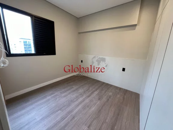 Imagem Cobertura à venda com 191m², 3 dormitórios, 1 suíte, jacuzzi, vista mar por R$ 1.849.000,00 no Campo Grande em Santos
