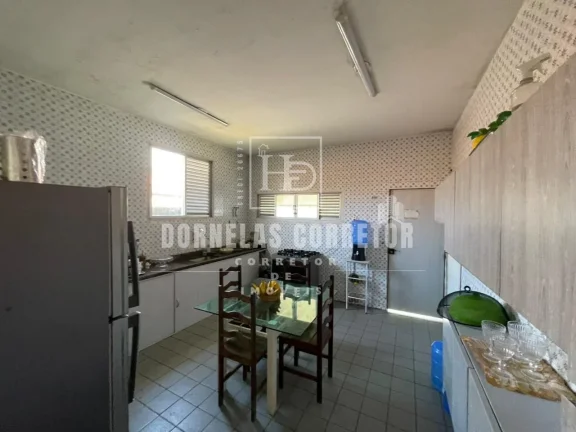 Imagem CASA AMPLA COM ÁREA GOURMET, PISCINA E CASA EXTRA