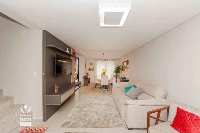 Imagem Sobrado com 3 quartos sendo 1 suíte à venda, 118 m² por R$ 795.000 - Santa Cândida - Curitiba/PR