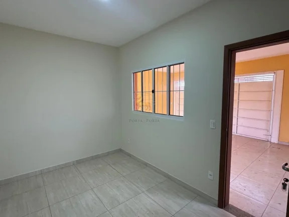 Imagem Casa Térrea de Esquina com Potencial Comercial – 3 Dormitórios (1 Suíte) | Santa Inês – Itapetininga