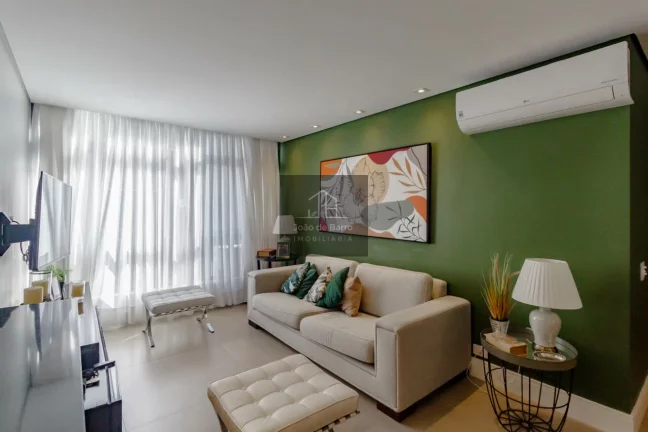 Imagem Apartamento Impecável no Itaim Bibi - 3 Dorms, 1 Suíte, 105m². Viva o Melhor de SP!