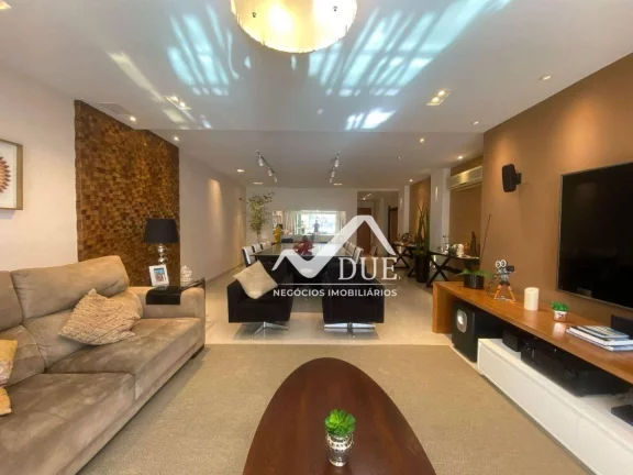 Imagem Apartamento próximo a praia a com 3 dormitórios à venda, 227 m² por R$ 3.400.000 - Embaré - Santos/SP