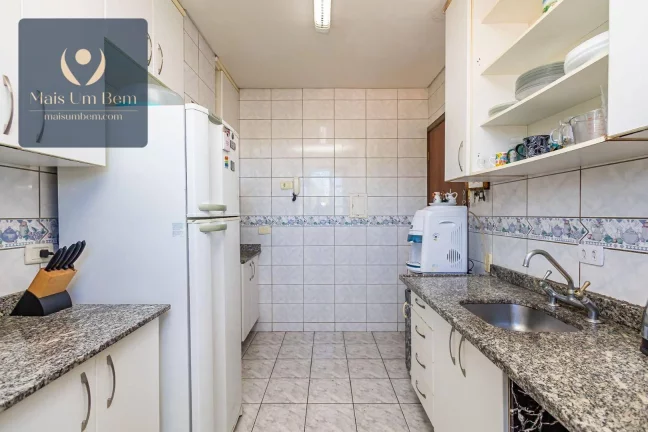 Imagem Sobrado 195 m² com ático, 3 quartos (1 suíte) à venda por R$ 849.900,00- Boa Vista - Curitiba/PR