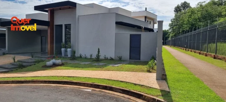 Imagem Casa de luxo em condomínio: 3 suítes, 4 vagas na cidade de Ribeirão Preto-SP, Jardim Valencia - 186m².
