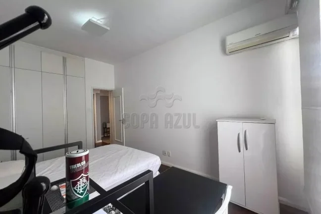 Imagem Copacabana - Residencial › Apartamento com 3 quarto(s) a Venda