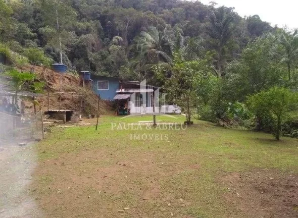 Imagem Chácara 13.000m², 6.000 Limpo, 2 Dorms 1 Suíte, Cachoeira pequena, Lago com peixe, Murada, Baia, Canil, 100 pés de Banana em Santa Rita do Ribeira, Miracatu-SP