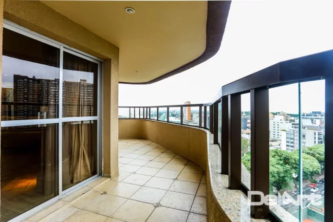 Imagem Apartamento em frente do Clube Curitibano - com 4 dormitórios à venda, 247 m² por R$ 1.890.000 - Água Verde - Curitiba/PR