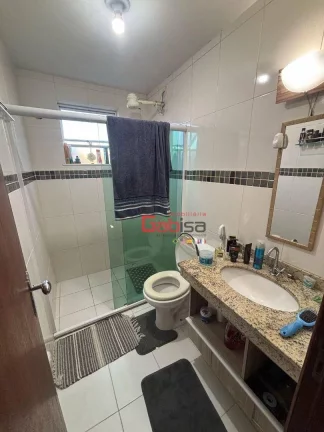 Imagem Apartamento com 2 dormitórios à venda, 73 m² por R$ 325.000,00 - Estação - São Pedro da Aldeia/RJ