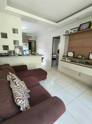 Imagem Casa com 2 dormitórios e 2 vagas de garagem - João Costa | Joinville/SC