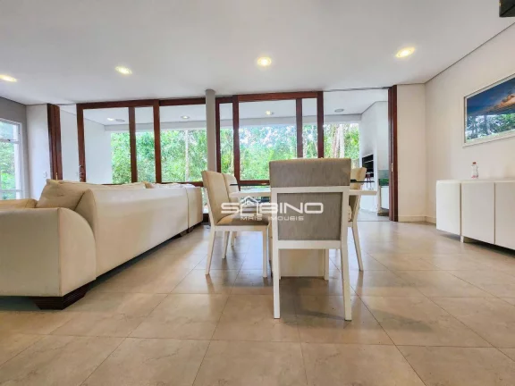 Imagem Belíssima casa de Villagio à venda com 4 Dormitórios sendo 2 suítes 232m² na Riviera de São Lourenço - Bertioga SP