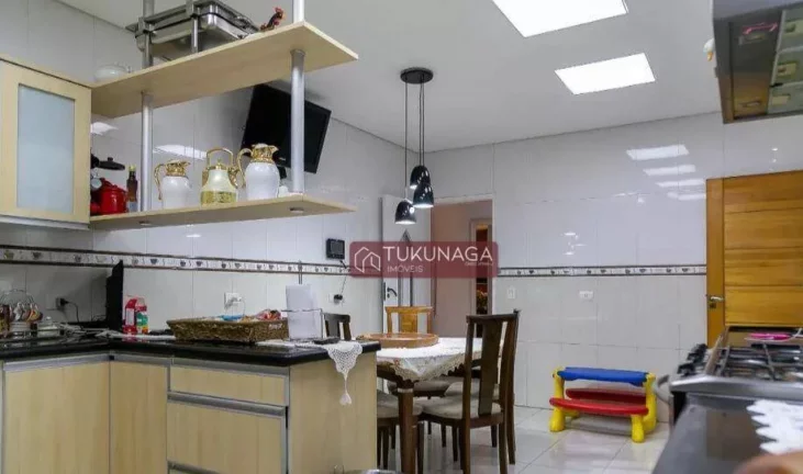 Imagem Sobrado com 5 quartos à venda, 369 m² por R$ 1.700.000 - Jardim Bom Clima - Guarulhos/SP