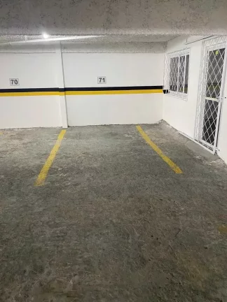 Imagem Apartamento com 3 dormitórios sendo 1 suíte e 1 vaga de garagem, no Centro de Balneário Camboriú