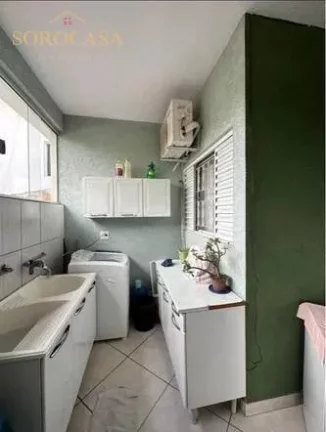 Imagem Casa à Venda - Jd. Montreal - Esquina com 4dorm. 1suíte
