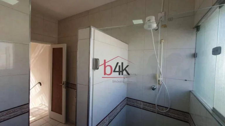 Imagem Casa comercial com 3 quartos sendo 1 suíte para alugar no Brooklin - Rua Santo Arcádio - Brooklin.