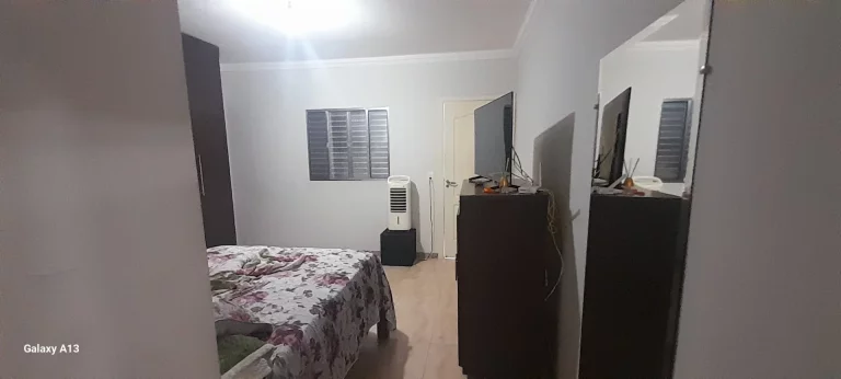 Imagem Casa à Venda no Jaqueline BH: 180m², 2 Quartos, 1 Suíte – R$700mil