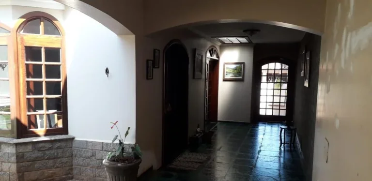 Imagem Casa á venda em Piracicaba, Bairro São Judas. Próximo à Unversidades Esalq, com 3 dormitórios, ...