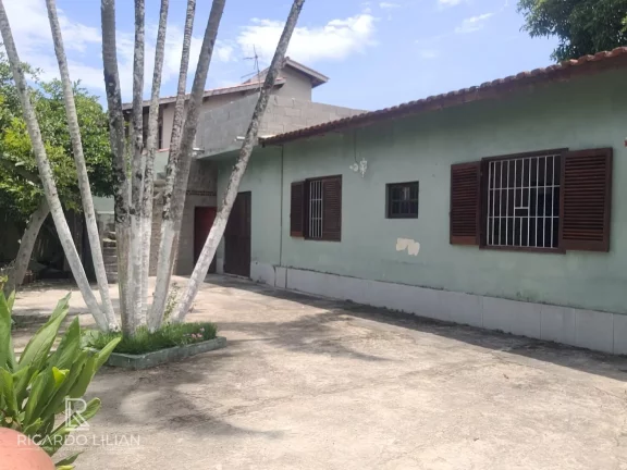 Imagem Casa de esquina em Caragua com 3 dormitorios e piscina a venda.