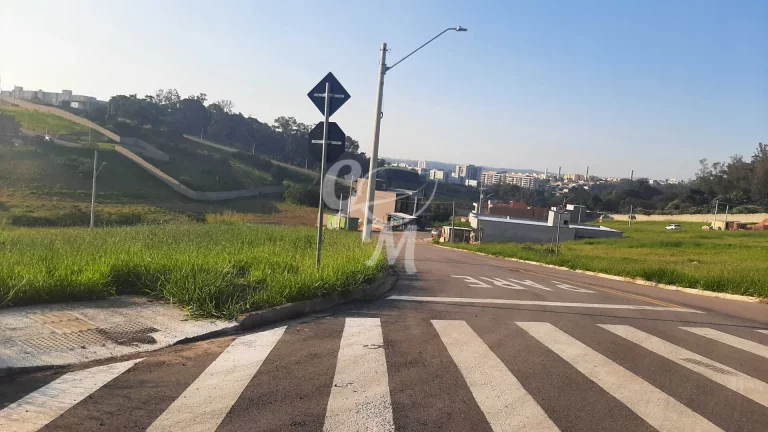 Imagem Terreno em Condomínio no Jardim Guanabara