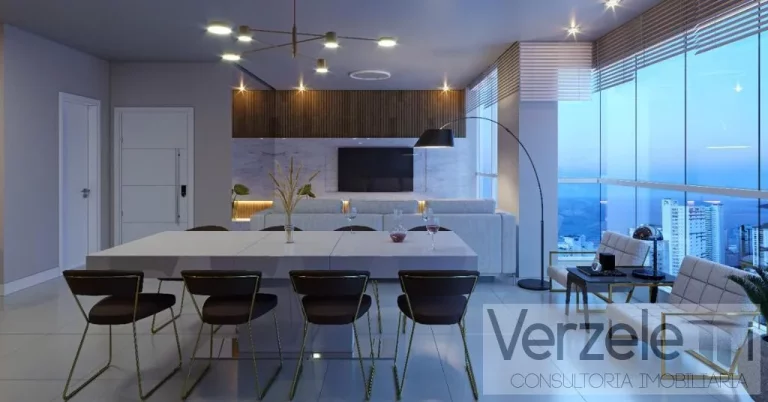 Imagem Apartamento 4 ou + dormitórios para Venda em Balneário Camboriú / SC no bairro Centro