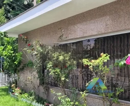 Imagem Casa Térrea para locação com 3 dormitórios e 4 vagas em Bosque da Saúde/SP!