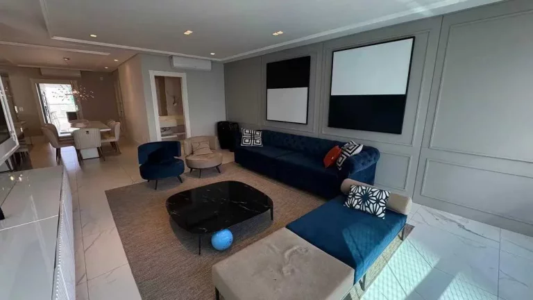 Imagem Apartamento com 4 suítes e 3 vagas de garagem em Meia Praia - Itapema/SC