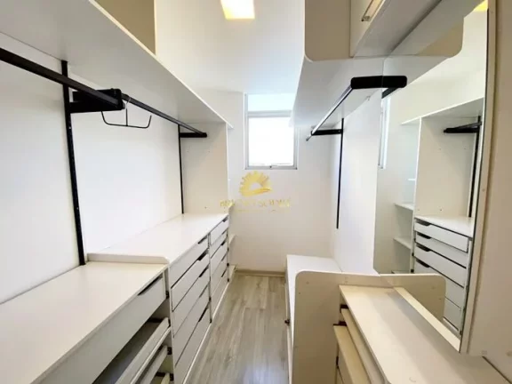 Imagem Descubra esta cobertura maravilhosa, com localização estratégica, próxima a praias, comércio, g...