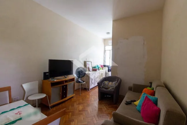Imagem Apartamento de 2 Quartos para Venda em Botafogo com 70 m²