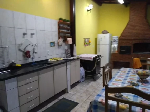 Imagem Sobrado com 3 dormitórios à venda, 170 m² por R$ 750.000,00 - Jardim Medina - Poá/SP