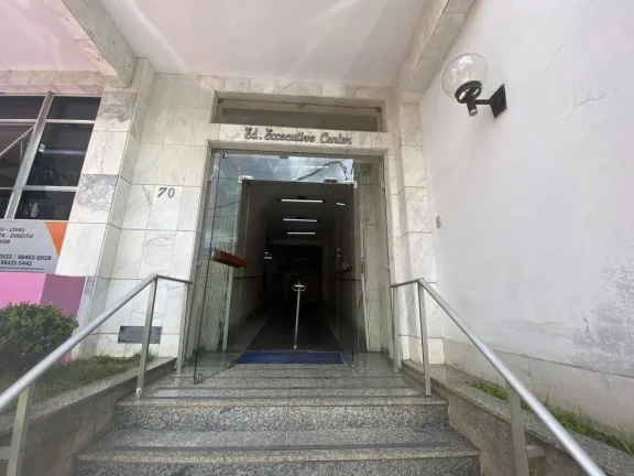 Imagem Grande Oportunidade! Sala comercial à venda no Centro de Barbacena