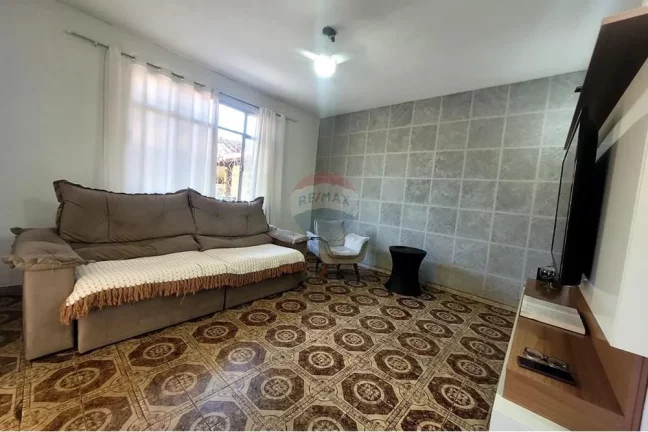 Imagem Casa com 5 quartos 200 m², Honório Gurgel, Rio de Janeiro.