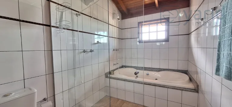 Imagem Casa à venda em Jundiaí-SP, Jardim Ermida II: 3 quartos, 3 suítes, 1 sala, 2 vagas de garagem, 190m².