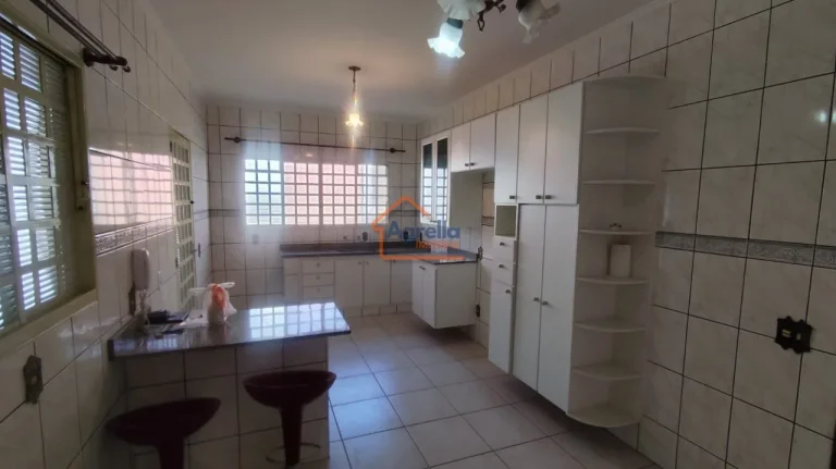 Imagem Casa à venda no bairro Jardim Centenário - Mogi Guaçu/SP