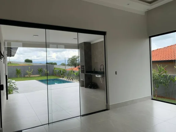 Imagem Linda casa no condomínio Flamboyan