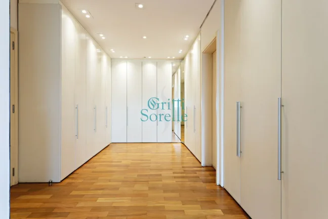 Imagem Excelente Apartamento à Venda na Vila Nova Conceição - São Paulo/SP.,