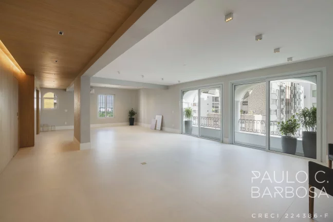 Imagem Jardim América Venda - 3 Suítes - 3 Vagas - 270m² - Reformado
