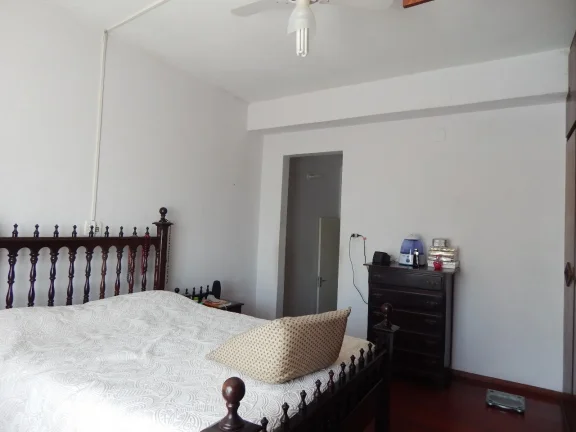 Imagem Casa a Venda em Guaratinguetá SP.