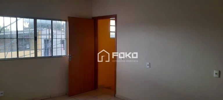 Imagem Casa com 3 dormitórios à venda, 230 m² por R$ 450.000,00 - Jardim Munhoz - Guarulhos/SP