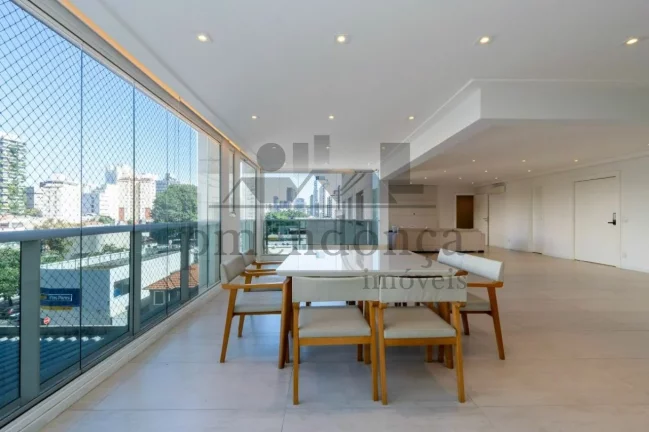 Imagem Apartamento Vila Nova Conceição com 240m², 3 suítes e 5 vagas