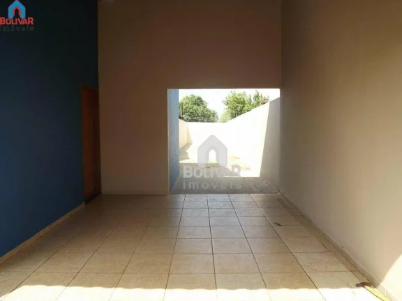 Imagem Casa com 2 dormitórios à venda, 99 m² por R$ 300.000,00 - Setor Nossa Senhora da Saúde - Itumbiara/GO