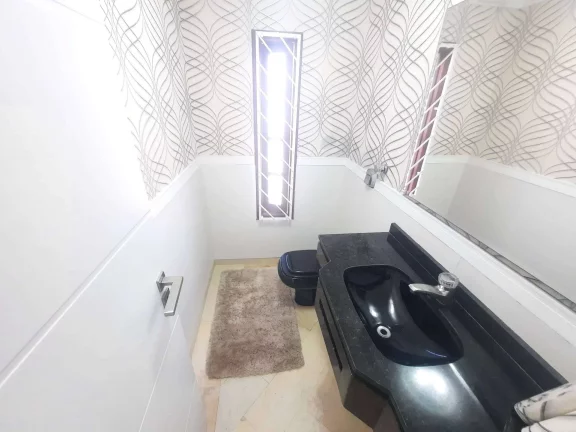 Imagem Casa à Venda, 195 m2, 3 Dormitórios(1S), 4 Vagas , Itacorubi, Florianópolis/SC