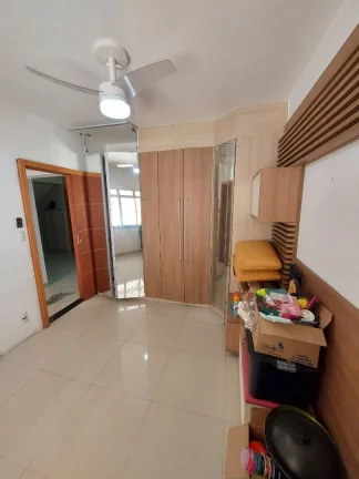 Imagem EXCELENTE Casa TRIPLEX com 260m² no Pq Duque.
