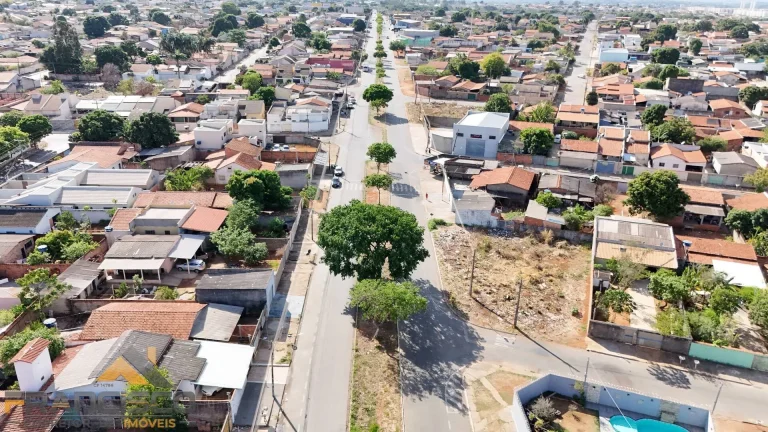 Imagem TERRENO COMERCIAL DE ESQUINA NO ITAIPU - GOIÂNIA