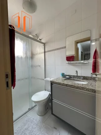 Imagem Sobrado para Venda em Curitiba, Bairro Alto, 3 dormitórios, 1 suíte, 3 banheiros, 2 vagas