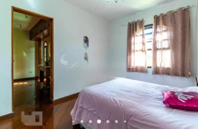 Imagem VENDO EXCELENTE SOBRADO NO BAIRRO CAMPO GRANDE! (ZONA SUL-SP)